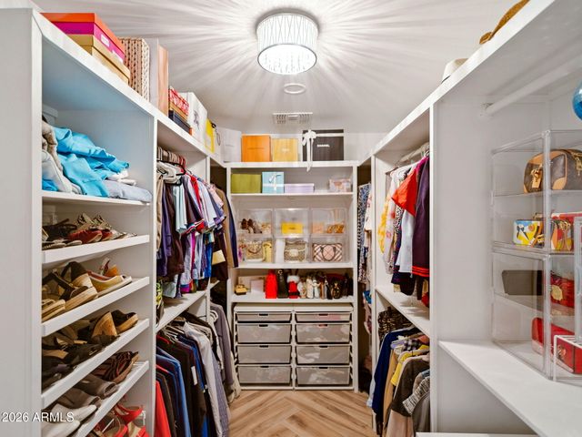 5229 N 18TH Place, Phoenix, AZ 85016