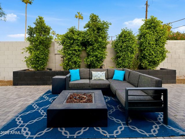 5229 N 18TH Place, Phoenix, AZ 85016