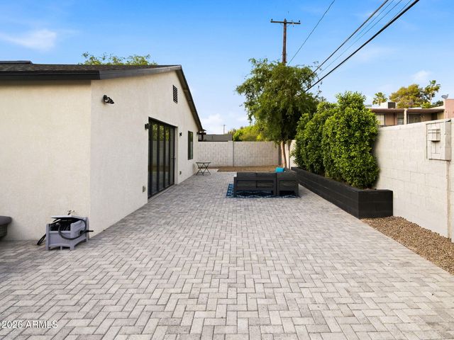 5229 N 18TH Place, Phoenix, AZ 85016