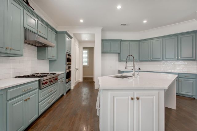921 Pine Burst Drive, Allen, TX 75013