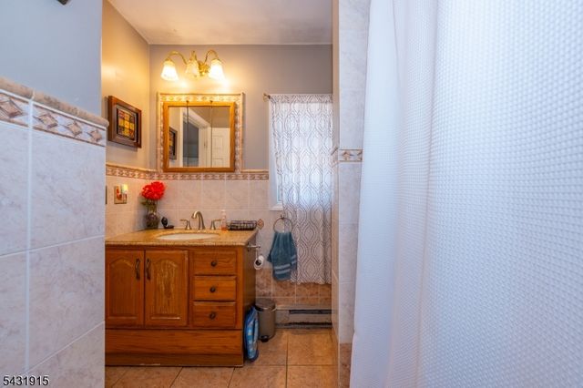 41 Waterloo Rd, Byram Twp., NJ 07874