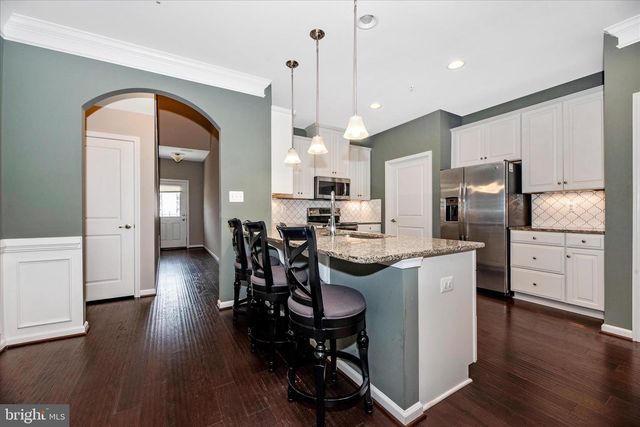 1276 DRYDOCK ST, Brunswick, MD 21716
