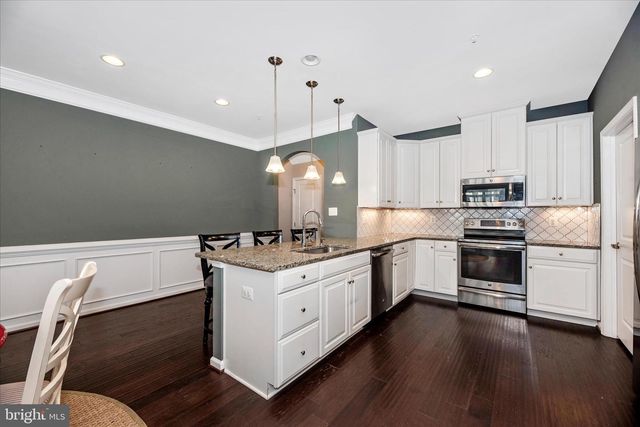 1276 DRYDOCK ST, Brunswick, MD 21716