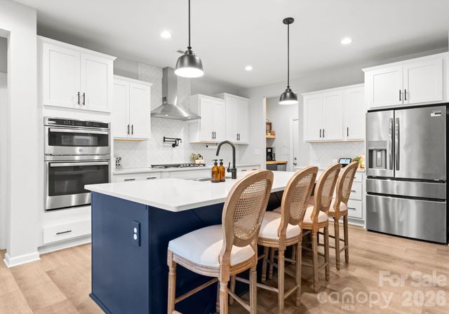 7017 Kingfisher Way, Belmont, NC 28012