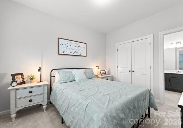 7017 Kingfisher Way, Belmont, NC 28012