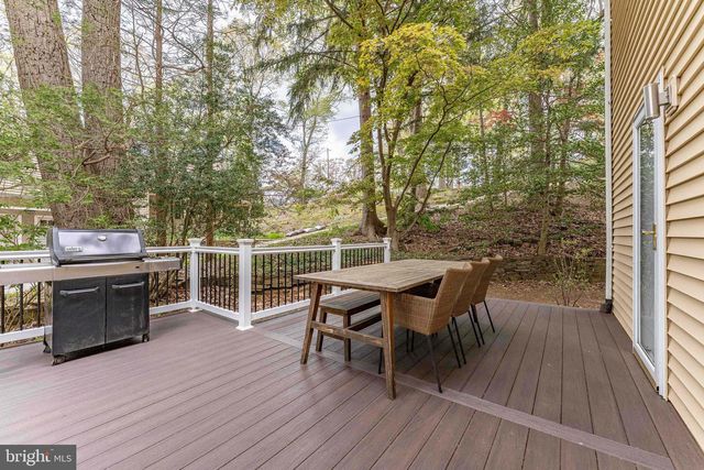 339 GREENE RD, Berwyn, PA 19312