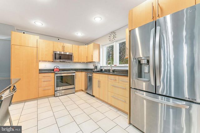 339 GREENE RD, Berwyn, PA 19312