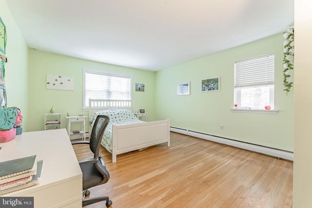 339 GREENE RD, Berwyn, PA 19312