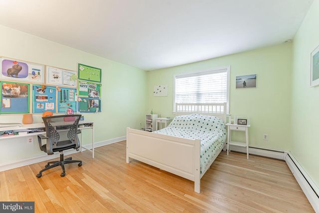 339 GREENE RD, Berwyn, PA 19312