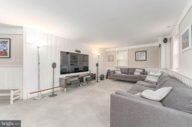 339 GREENE RD, Berwyn, PA 19312