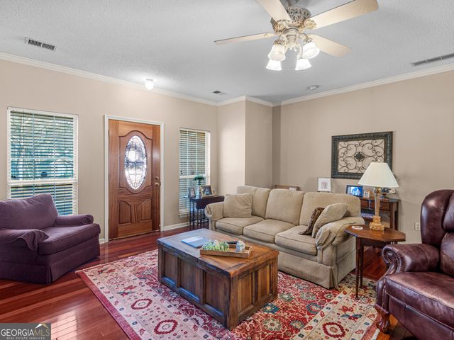 521 Horseshoe Circle, Stockbridge, GA 30281