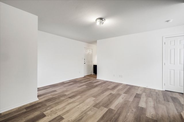 9831 Walnut Street 212, Dallas, TX 75243