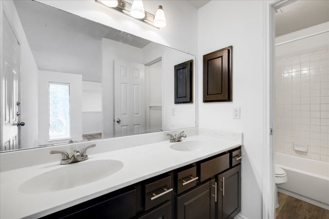 9831 Walnut Street 212, Dallas, TX 75243