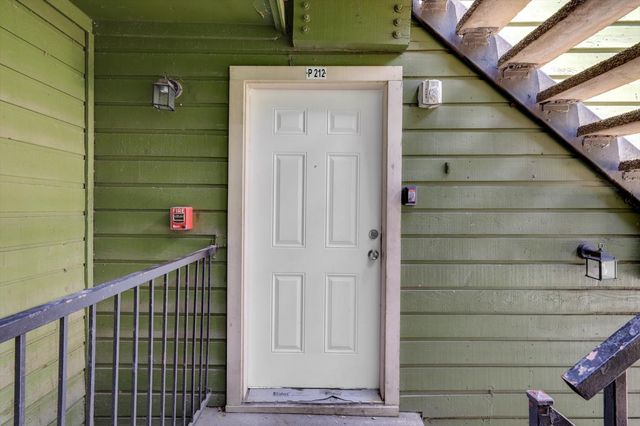 9831 Walnut Street 212, Dallas, TX 75243