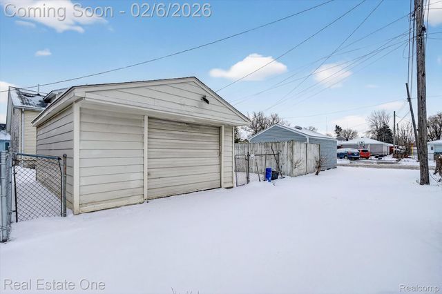 1470 Ferris Avenue, Lincoln Park, MI 48146