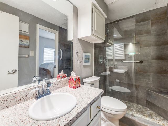 7151 Gaston Avenue 401, Dallas, TX 75214