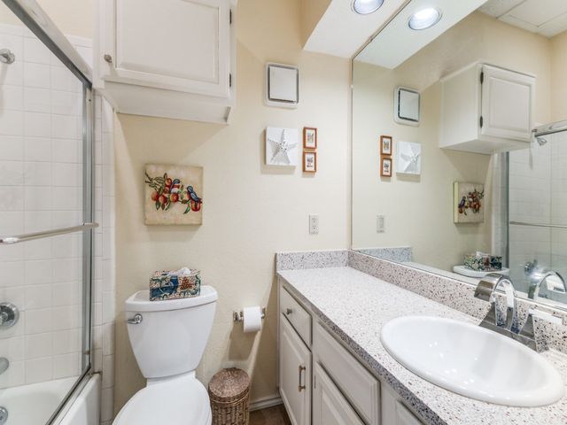 7151 Gaston Avenue 401, Dallas, TX 75214