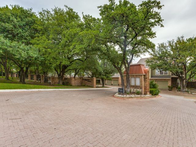 7151 Gaston Avenue 401, Dallas, TX 75214
