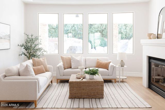 323 W MALIBU Drive, Chandler, AZ 85248