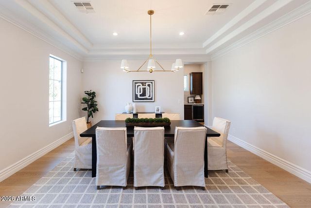 323 W MALIBU Drive, Chandler, AZ 85248