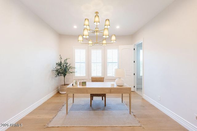 323 W MALIBU Drive, Chandler, AZ 85248