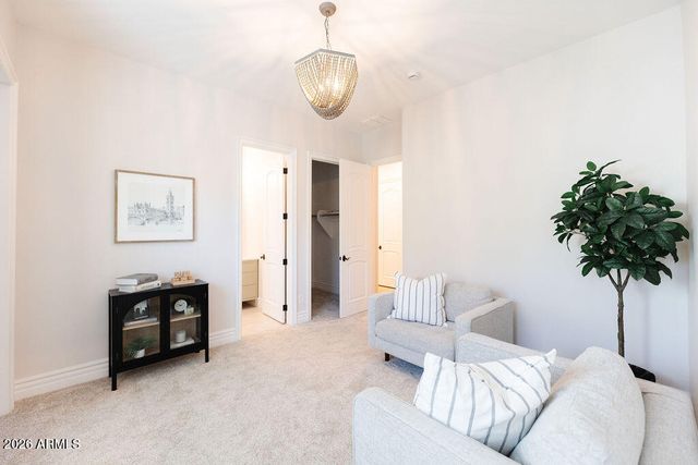 323 W MALIBU Drive, Chandler, AZ 85248