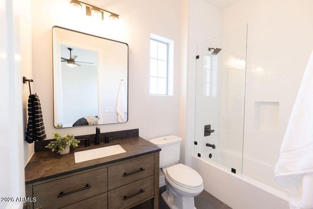 323 W MALIBU Drive, Chandler, AZ 85248