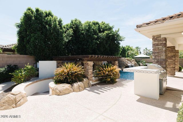 323 W MALIBU Drive, Chandler, AZ 85248