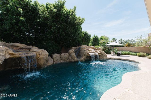 323 W MALIBU Drive, Chandler, AZ 85248