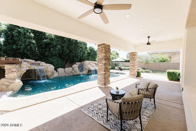 323 W MALIBU Drive, Chandler, AZ 85248