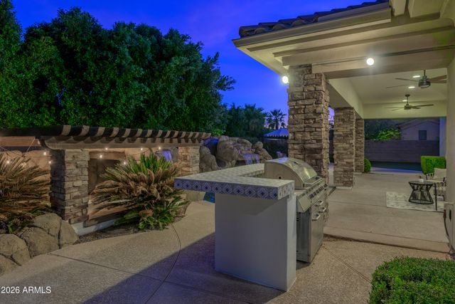 323 W MALIBU Drive, Chandler, AZ 85248
