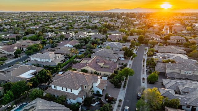 323 W MALIBU Drive, Chandler, AZ 85248