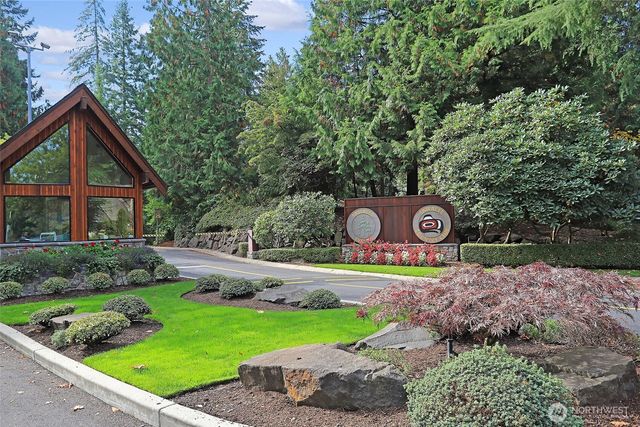 2422 Sahalee Drive W, Sammamish, WA 98074