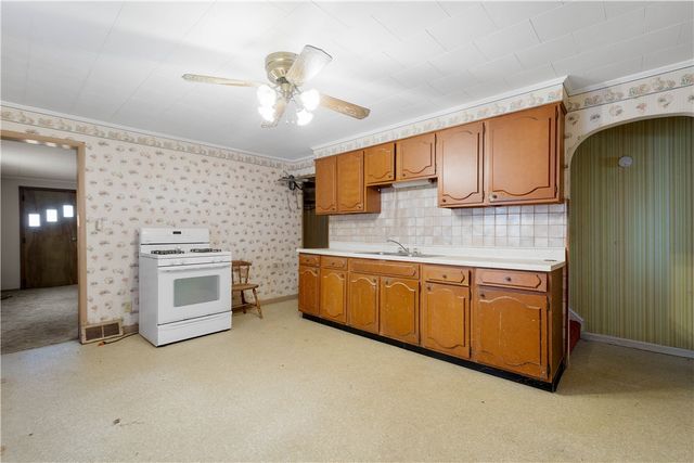 21-23 Lincoln Street, Cokeburg, PA 15324