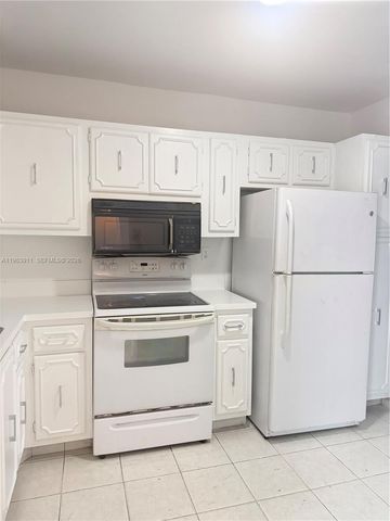 7981 S French Dr 2-203, Pembroke Pines, FL 33024