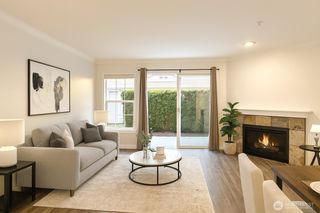 25025 SE Klahanie Boulevard #L104, Sammamish, WA 98029