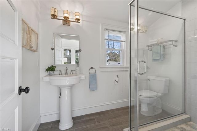 1093 Algonquin RD, Norfolk, VA 23505