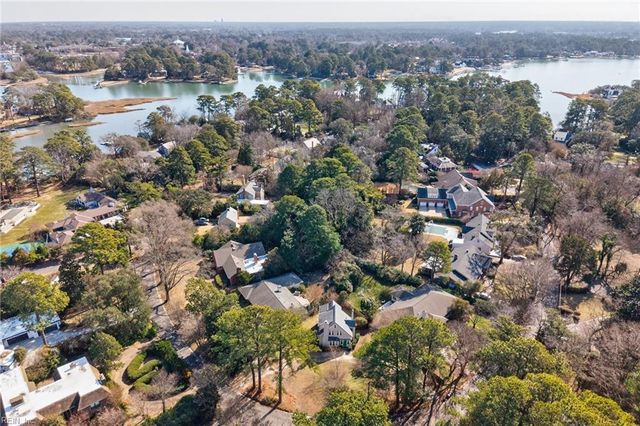 1093 Algonquin RD, Norfolk, VA 23505