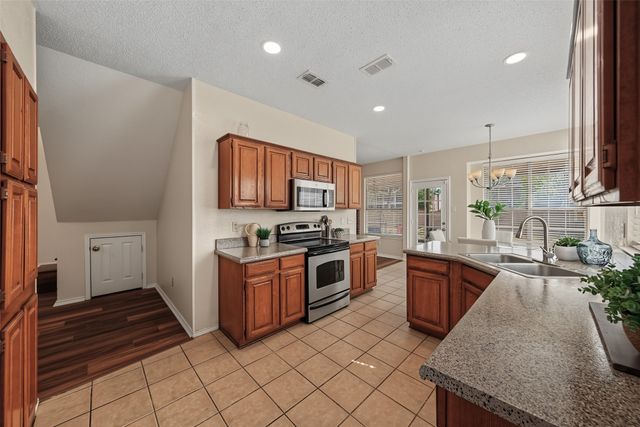 8112 Fireside Drive, North Richland Hills, TX 76182
