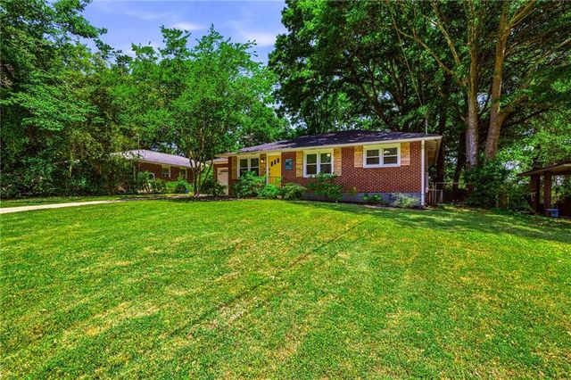 2670 Woodridge Drive, Decatur, GA 30033