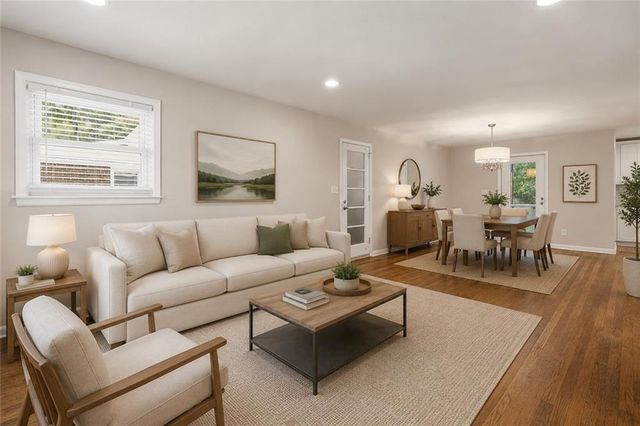 2670 Woodridge Drive, Decatur, GA 30033