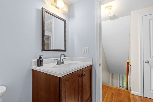 15 October Lane, Plymouth, MA 02360