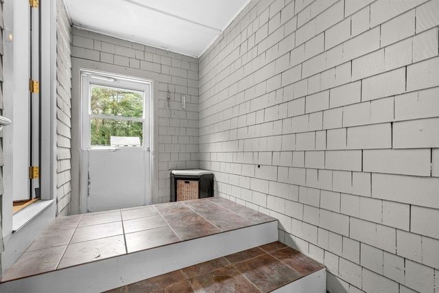 15 October Lane, Plymouth, MA 02360