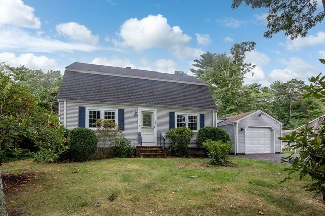 15 October Lane, Plymouth, MA 02360