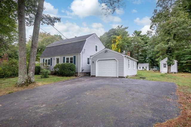 15 October Lane, Plymouth, MA 02360