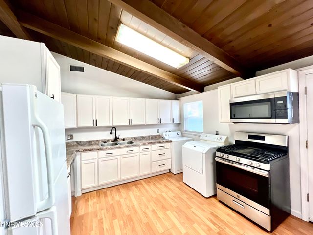 109 M Street, Sparks, NV 89431