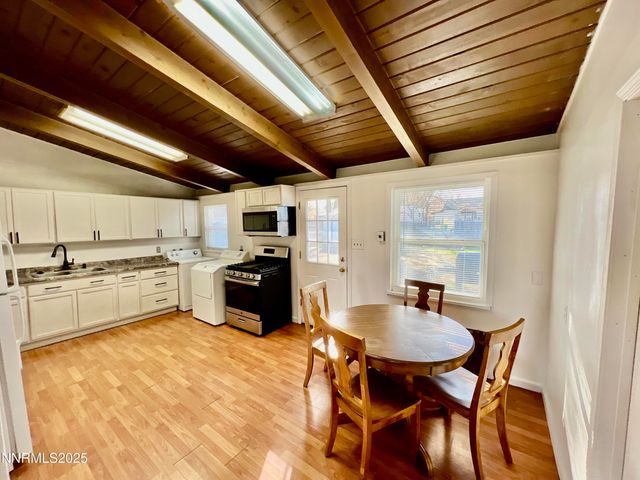 109 M Street, Sparks, NV 89431