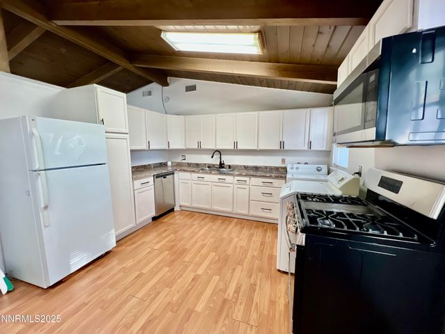 109 M Street, Sparks, NV 89431