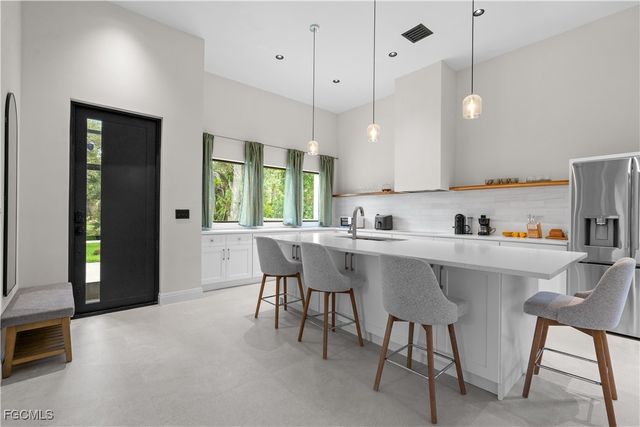 10186 Carolina ST, Bonita Springs, FL 34135