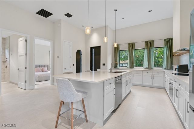 10186 Carolina ST, Bonita Springs, FL 34135